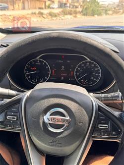 Nissan Maxima